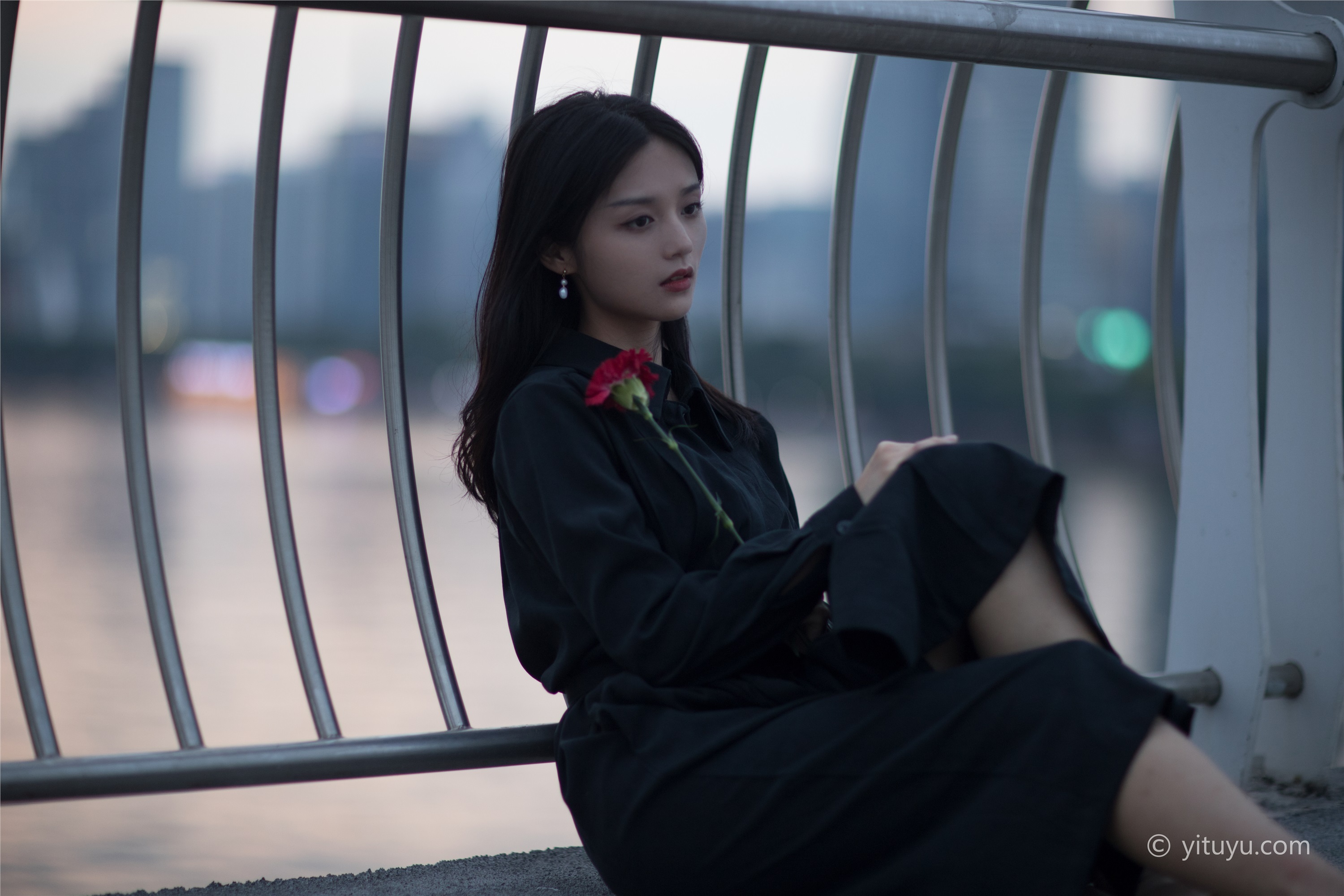 YITUYU艺图语  2021.06.16 晚风 雨文